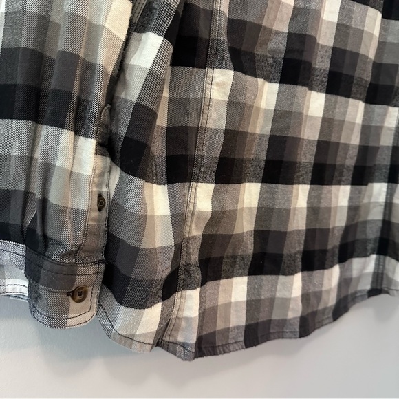 Carhartt Women’s Black Flannel Button Down Cotton Shirt Size XL - Picture 8 of 11